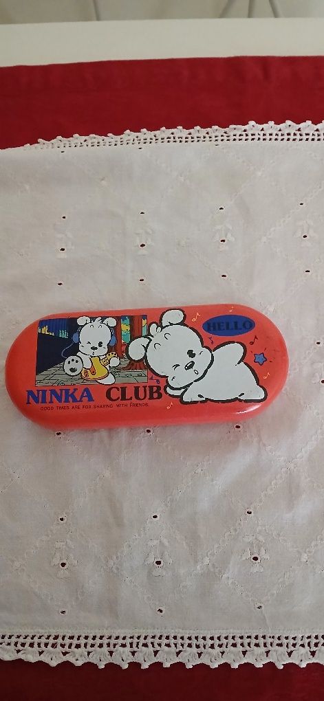 Estojo de lata Ninka Club