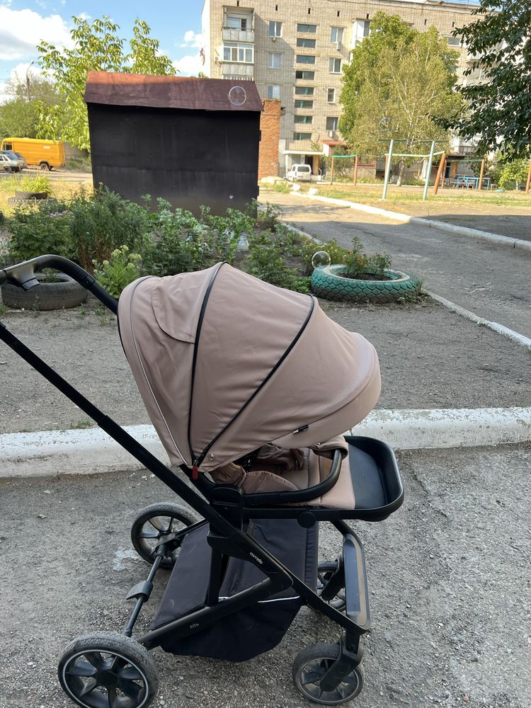 Дитяча коляска 3в1