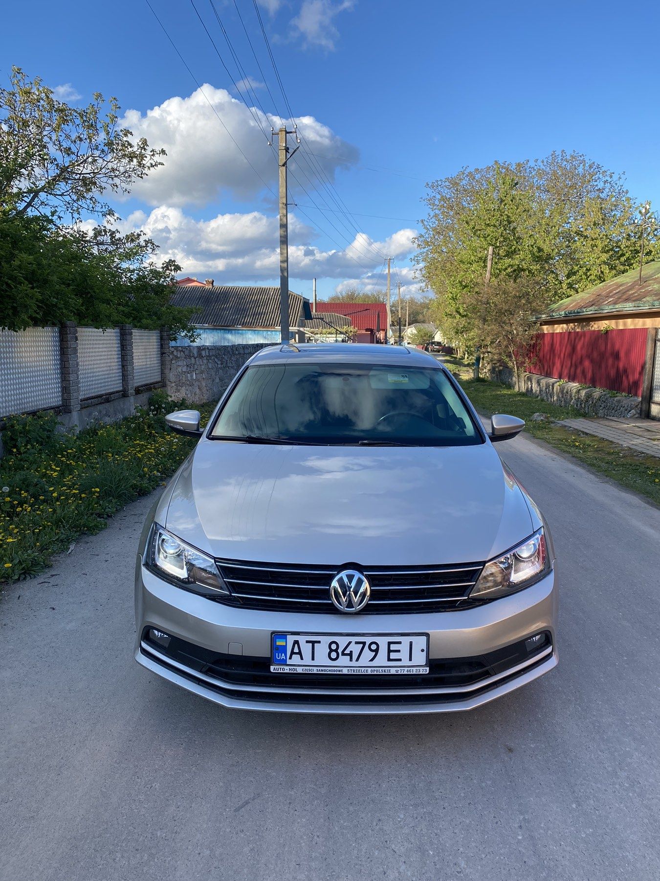 Продам. Volkswagen Jetta 2013 1,4 HYBRID