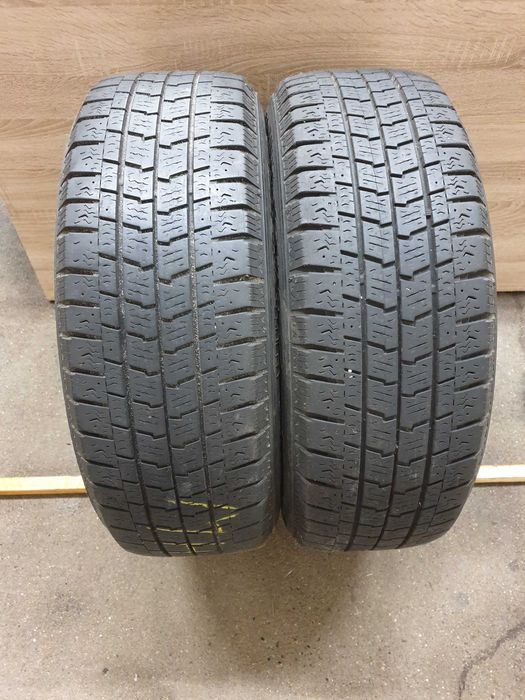 215/60 17C GoodYear 2sztuki zima