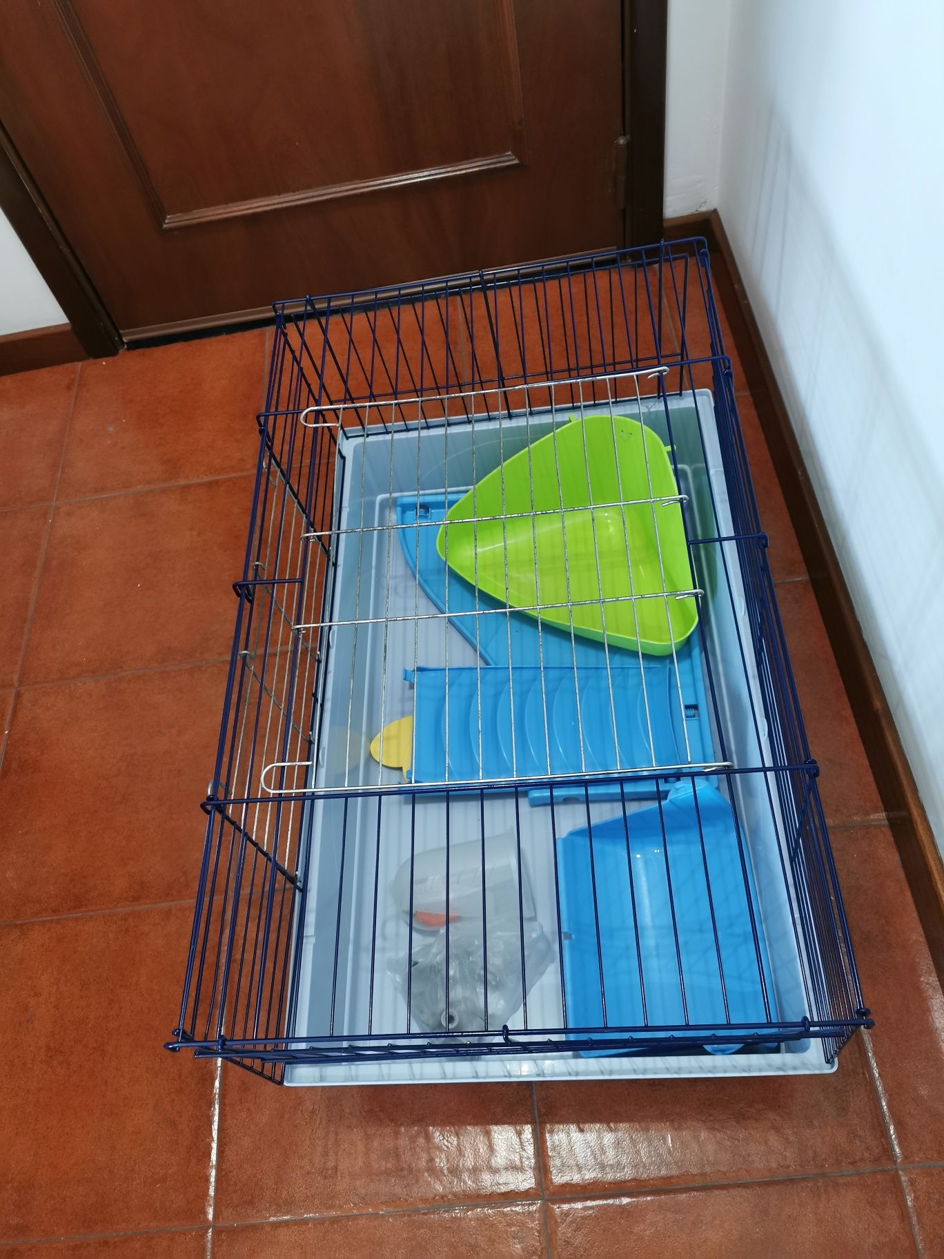 Gaiola para coelho com acessórios