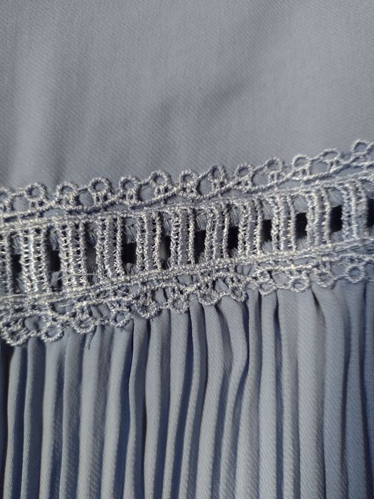 Vestido Morgan - Festa / Cerimônia

Tamanho 40

Usado 1 vez