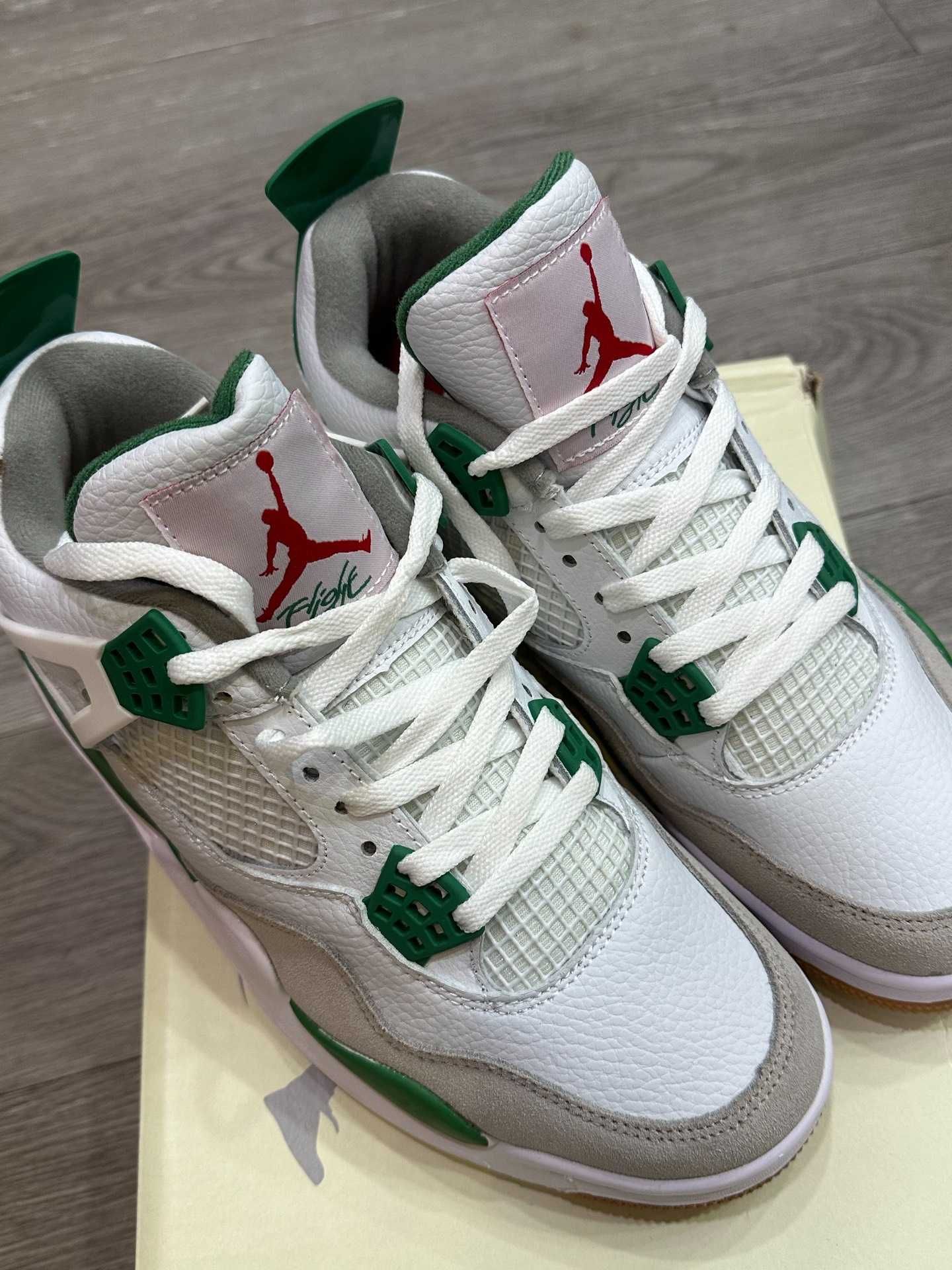 nowy Jordan4Retro Pine Green Trampki Cactus Jack Moda R.44
