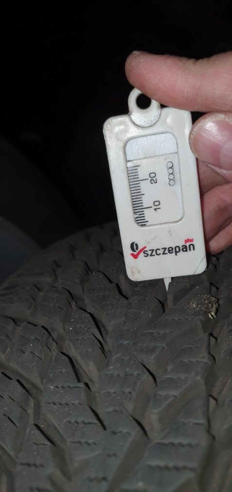 Premium opony zimowe, Nokian Tyres, WR Snowproof 205/55 R16 91H