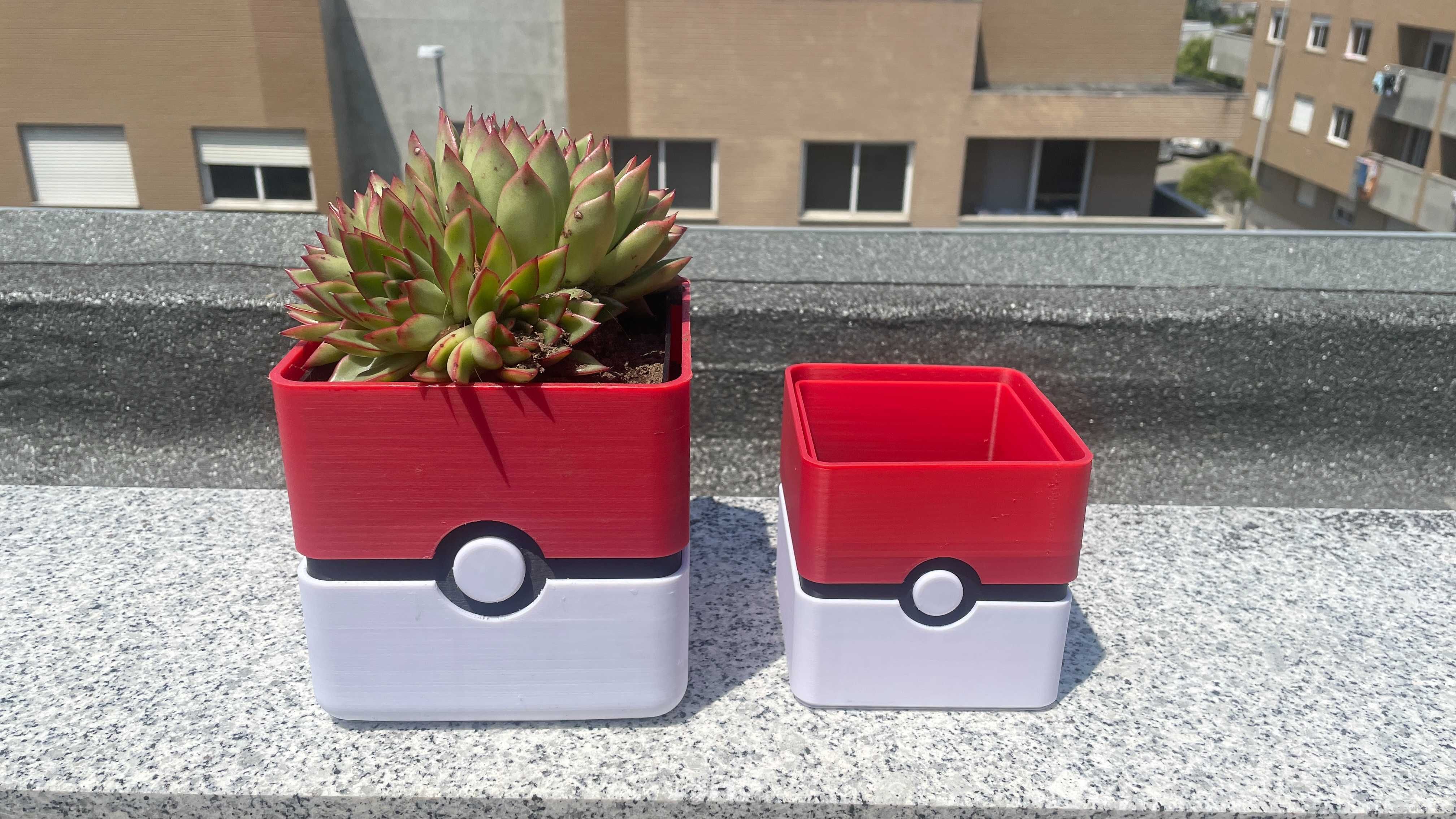 Vaso de Plantas Pokémon Pokebola 3D - 2 Tamanhos - Decoração Geek