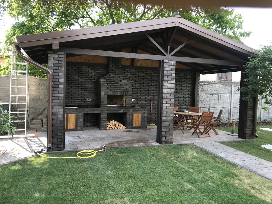 Вуличні каміни, мангали, коптильні