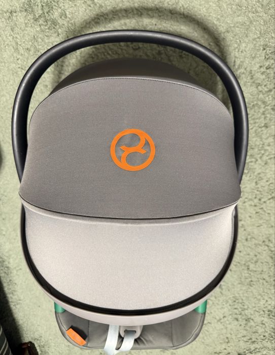 Автокрісло Cybex aton s2 з базою isоfix