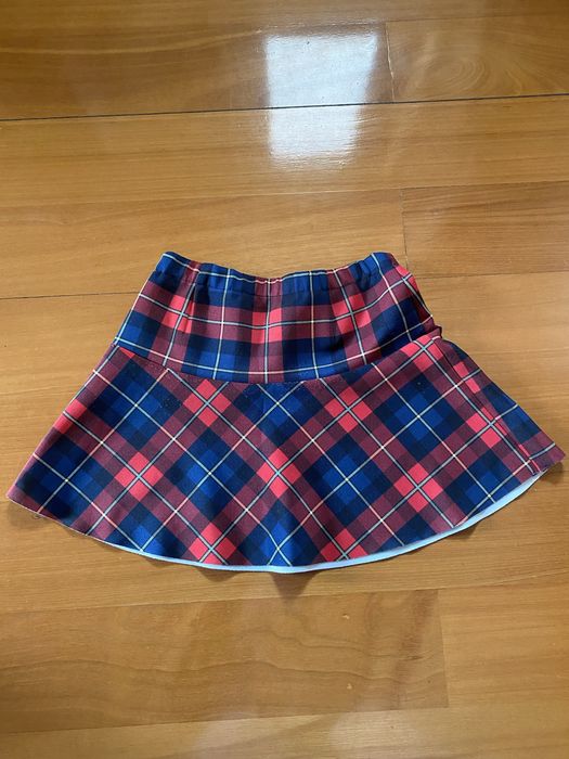 Saia xadrez azul marinho e vermelha zara kids 7/8anos
