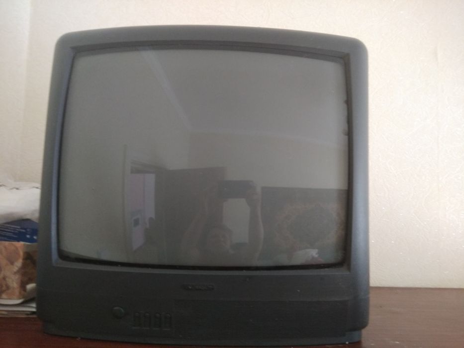 Телевізор Томсон, екран 30*40