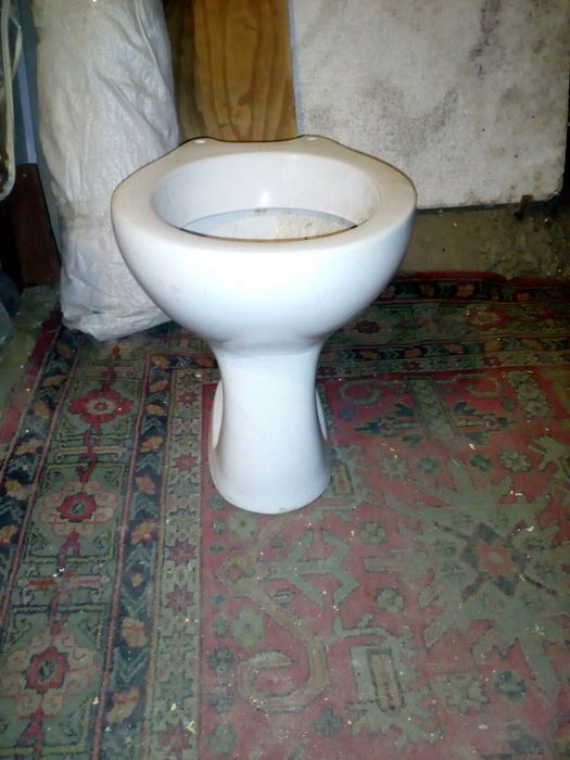 Продаж бу/ у унітазу