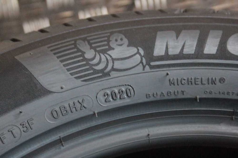 215/55/17 Michelin Primacy 4 S1 215/55 R17 94V  2020/21r