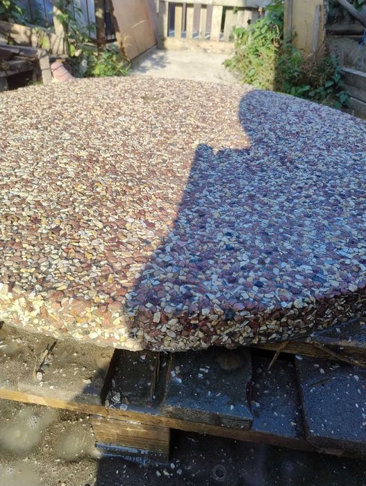 Вироби з бетону. Кришка для криниці, септика.