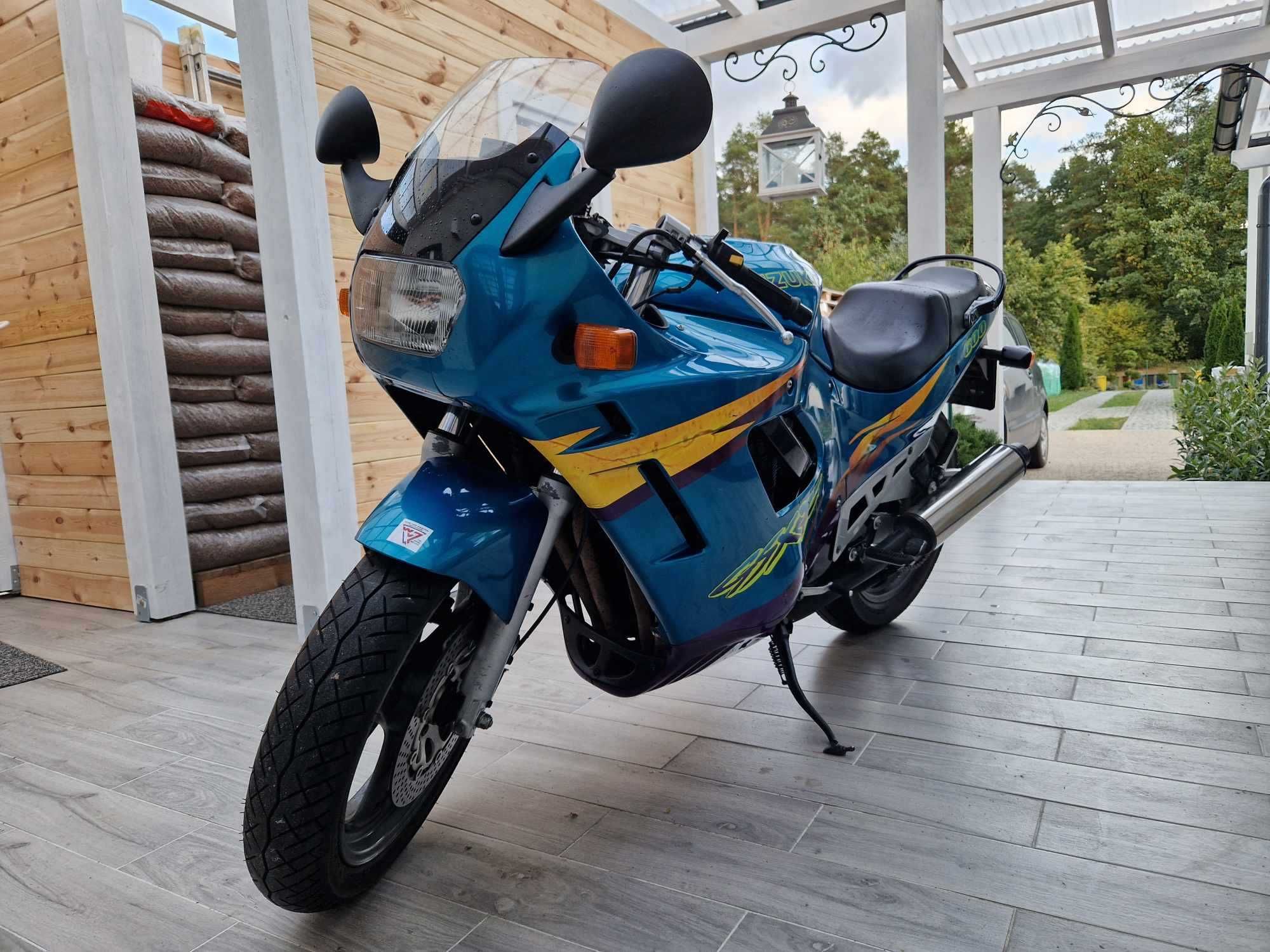 Suzuki GSX 600f A2