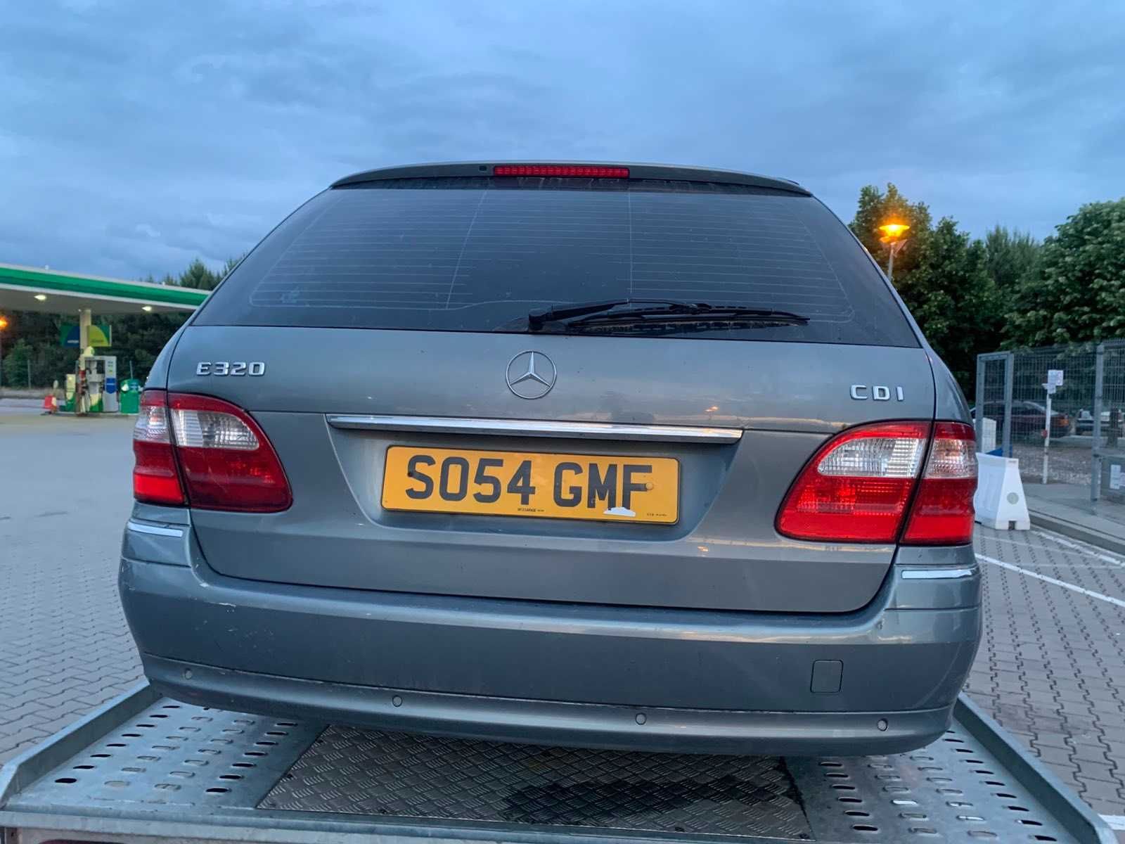 Бампер перід зад Mercedes W211 автомат бампер