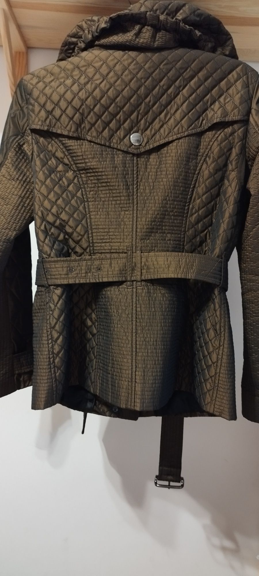 Krótki pikowany płaszcz/kurtka Burberry