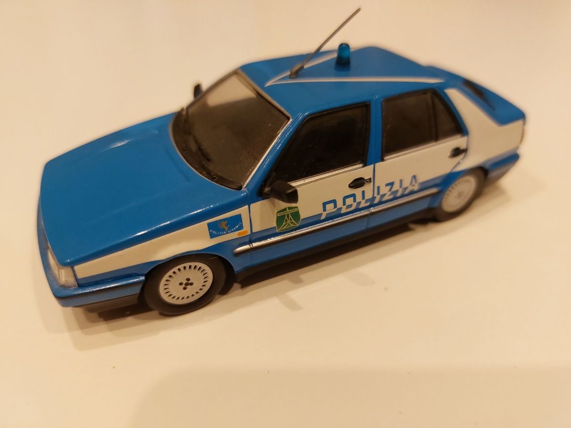 DeAgostini Fiat Croma 1985 Polizia [1/43]