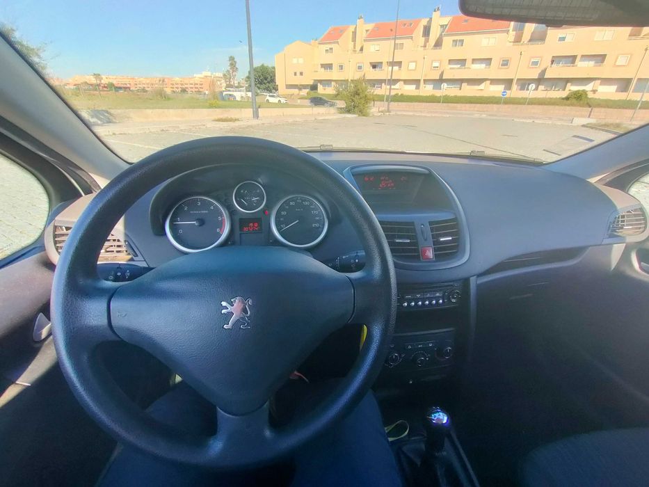 Peugeot 207 1.4 Hdi