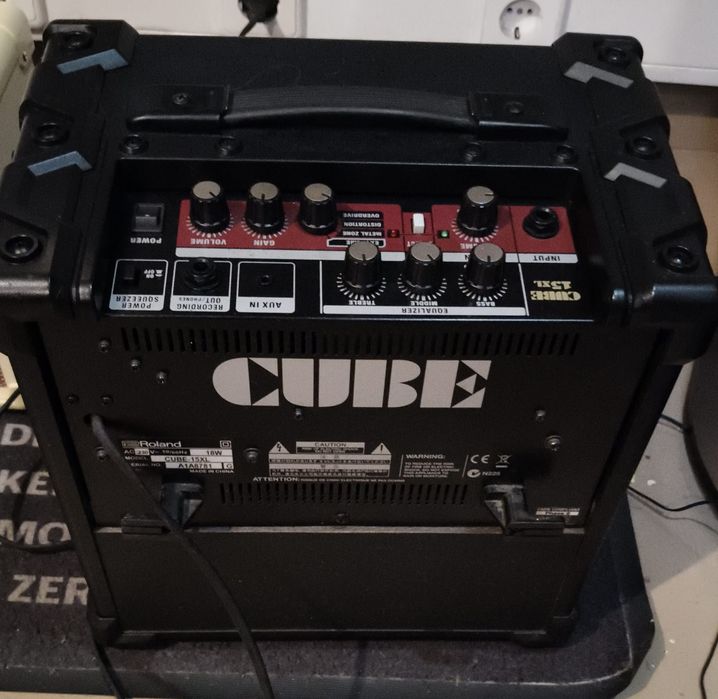 Roland cube 15 XL