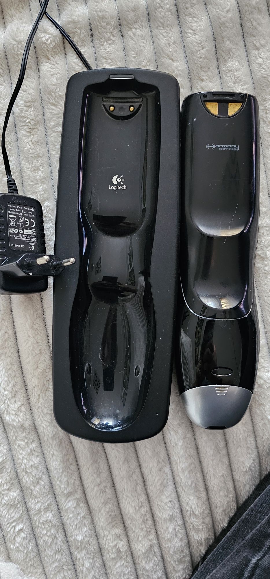 Logitech Harmony One Uniwersalny pilot L-LW20 z bazą i ładowarką