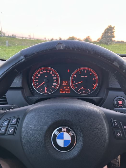 BMW E90 330xi • 258KM • 4x4 • Automat • LPG