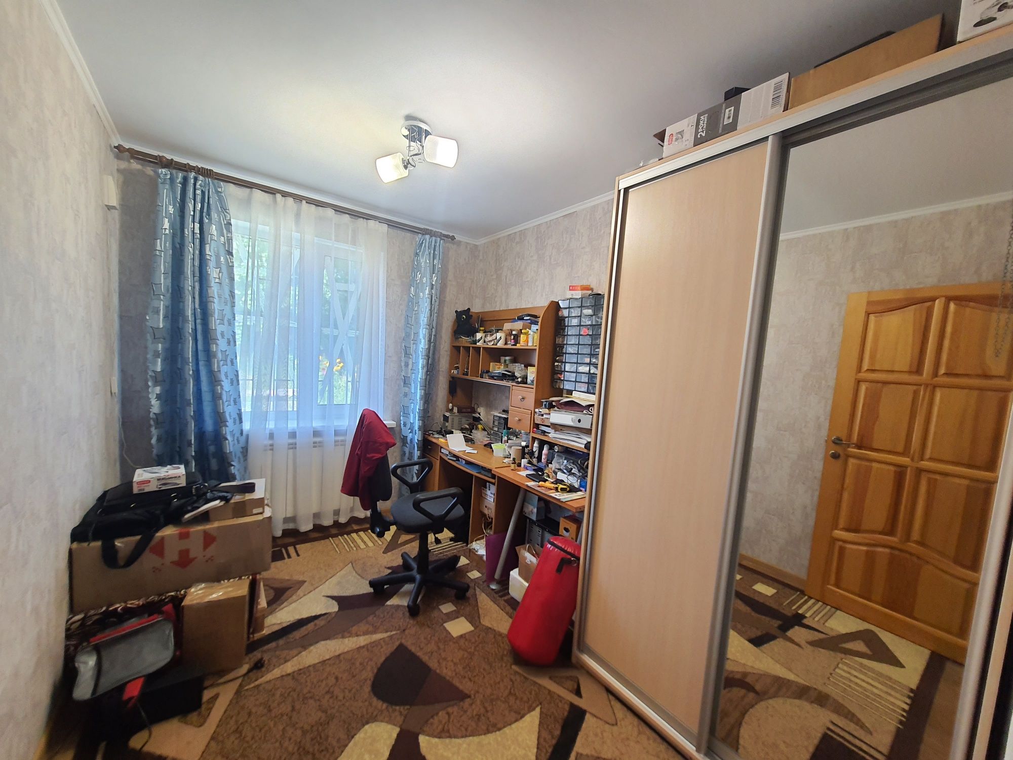 Продам 3к кв  з ремонтом, 80м2, вул. Кошевого