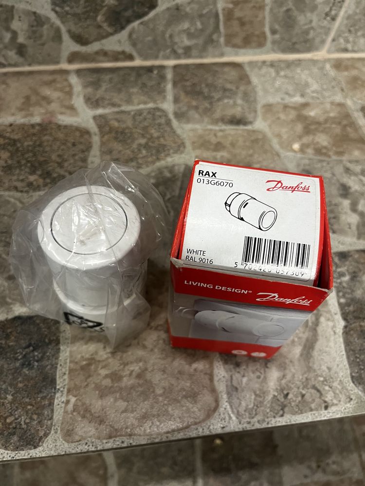 Głowica termostatyczna Danfoss Rax Biała