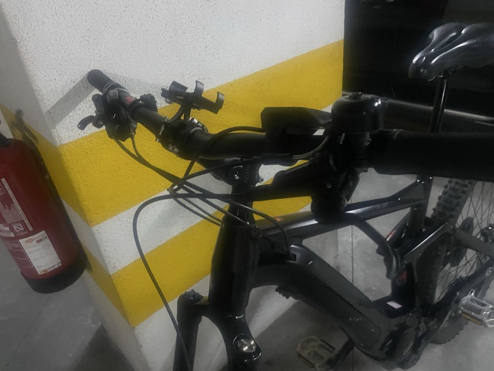 Electrica CUBE Stereo full suspension 140. Tamanho L
