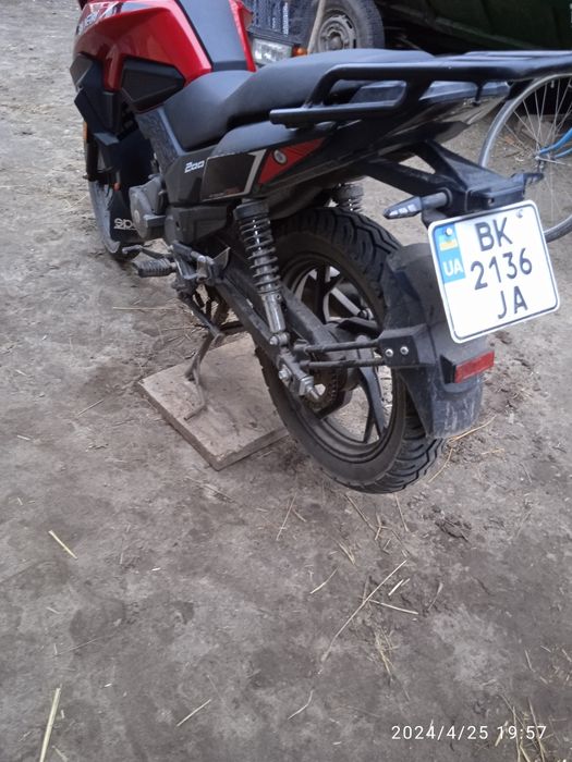 Шенерай 200кубів в хорошому стані