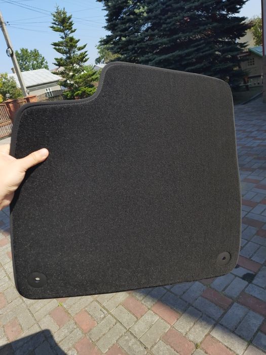 Текстильні коврики на Porsche Cayenne Macan Volkswagen Touareg fl fn