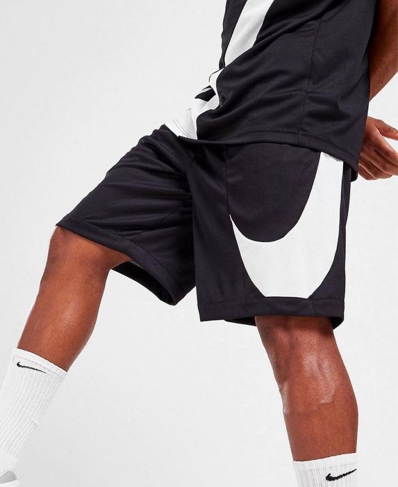 Мужские спортивные шорты найк