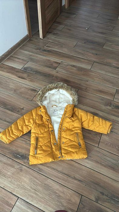 Kurtka zimowa dla dziewczynki musztardowa