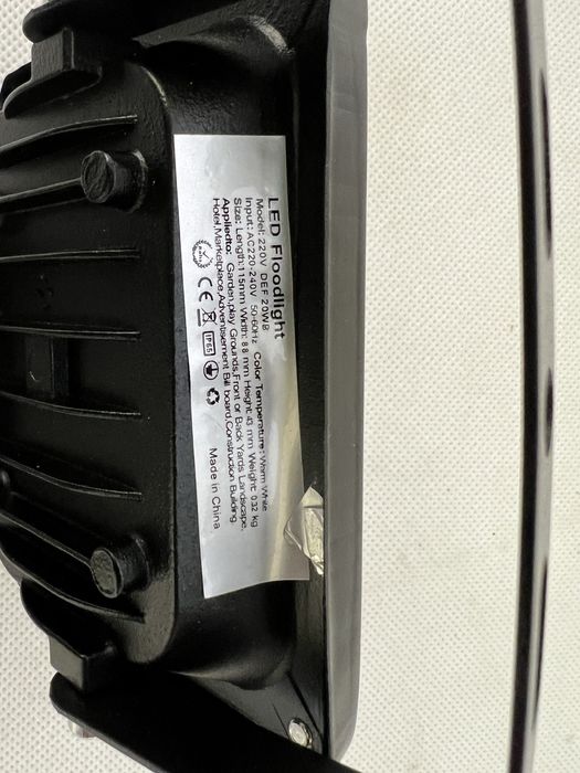 Naświetlacz led 220v 20wb