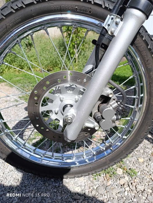 Мотоцикл Honda XR150l