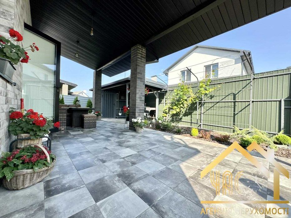 БЕЗ КОМІСІЇ! Продам будинок з авторським сучасним ремонтом! Є ГАЗ