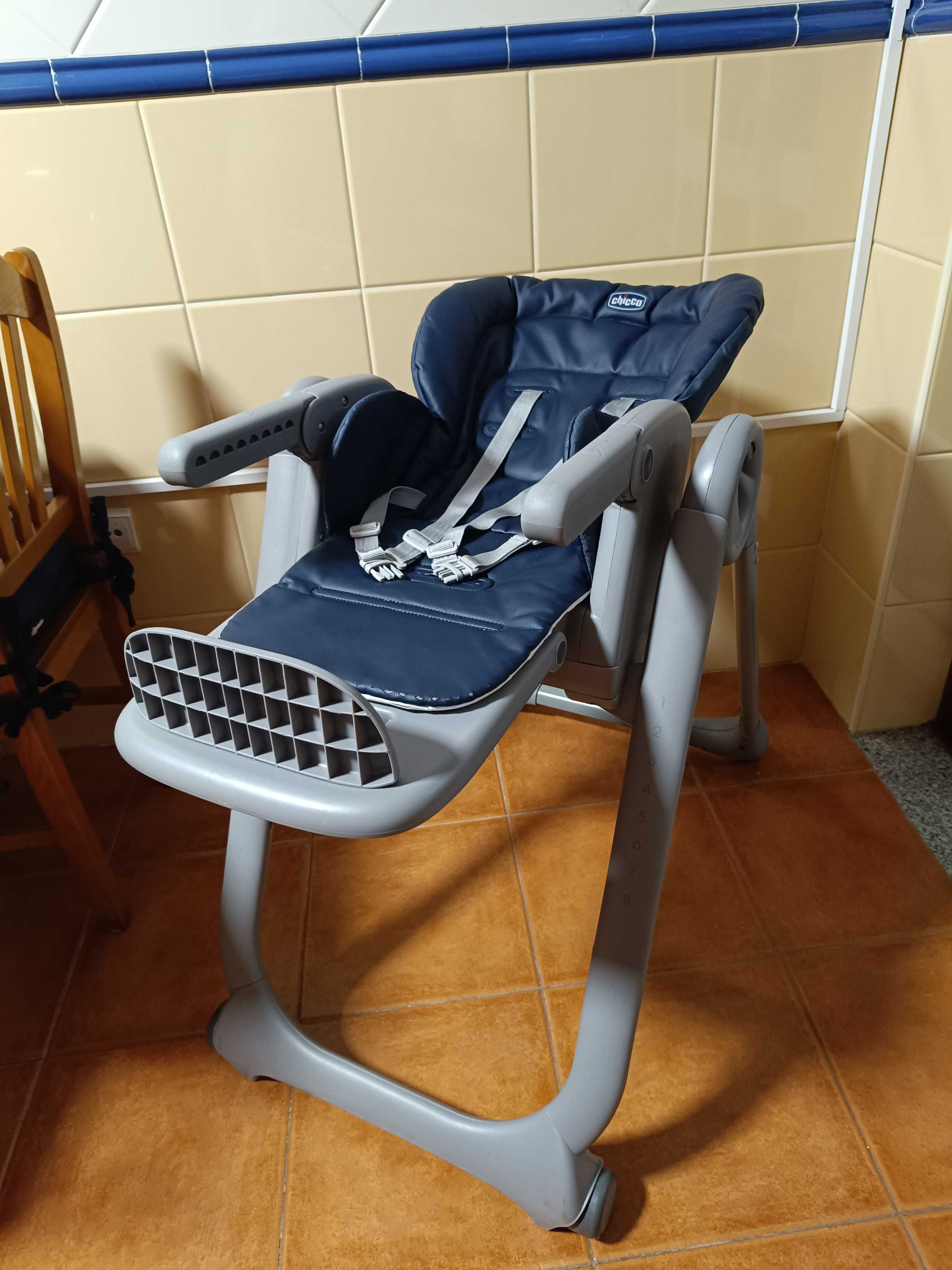 Chicco - Cadeira de papa Polly Magic Relax Graphite