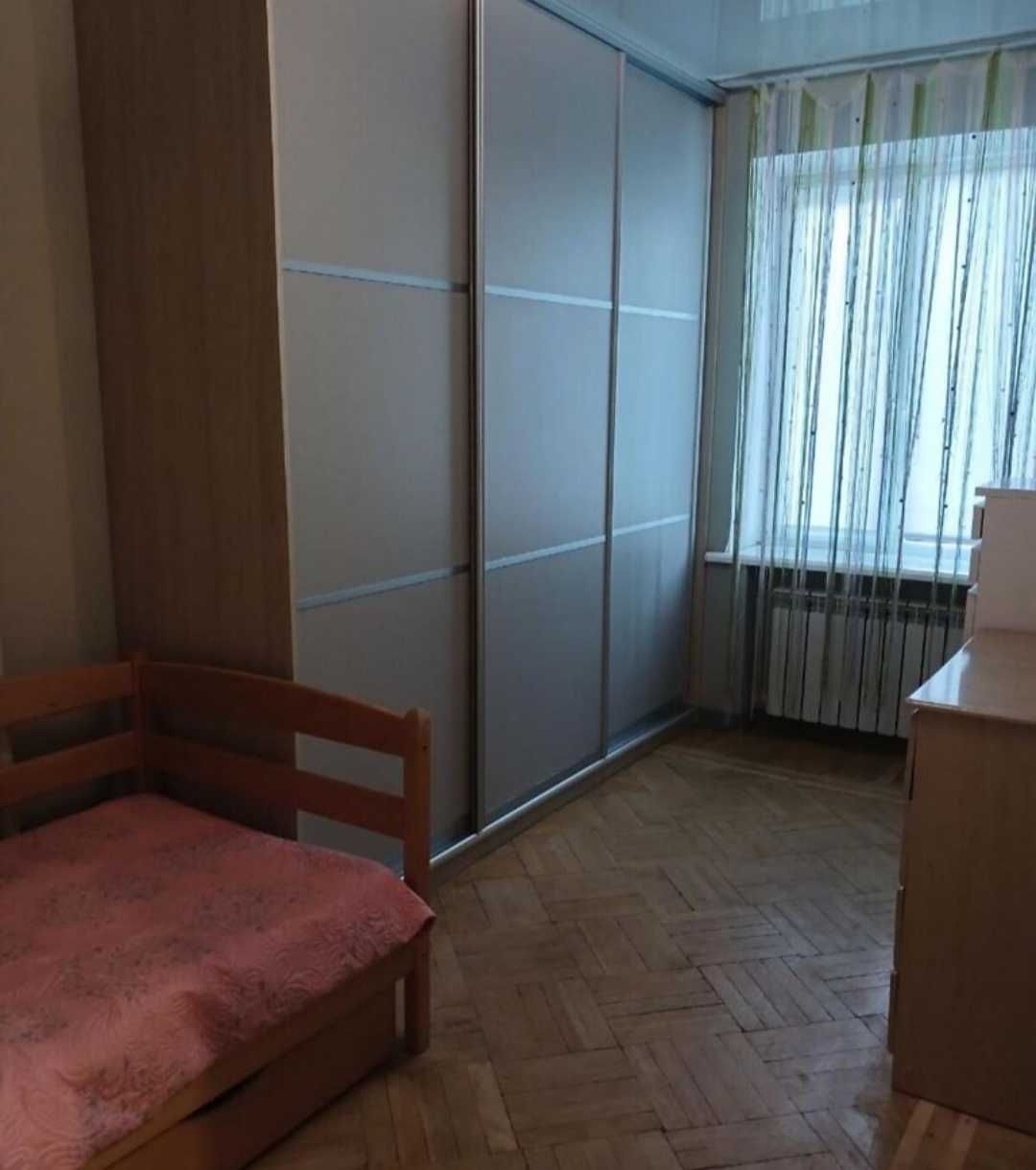 Продам 2 ком. квартиру на улице Ивана Камышева (87915)