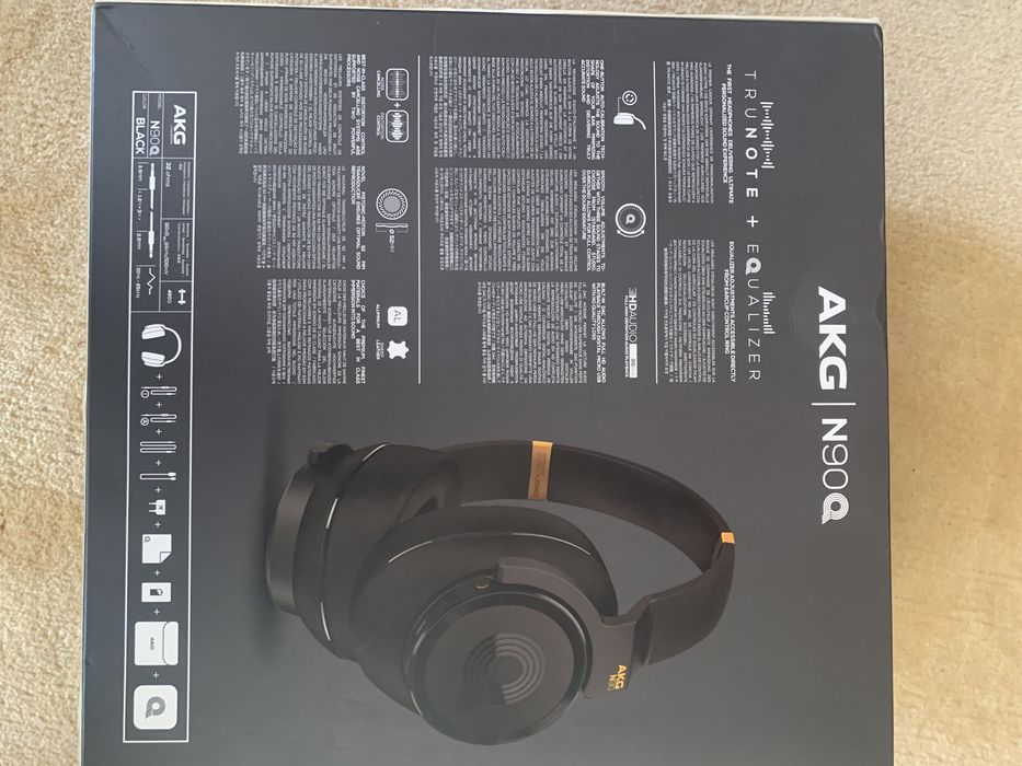 Słuchawki AKG N90Q