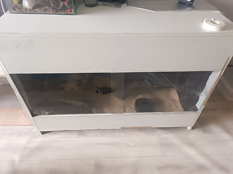 Sprzedam terrarium 120x84 z podwójnym sufitem