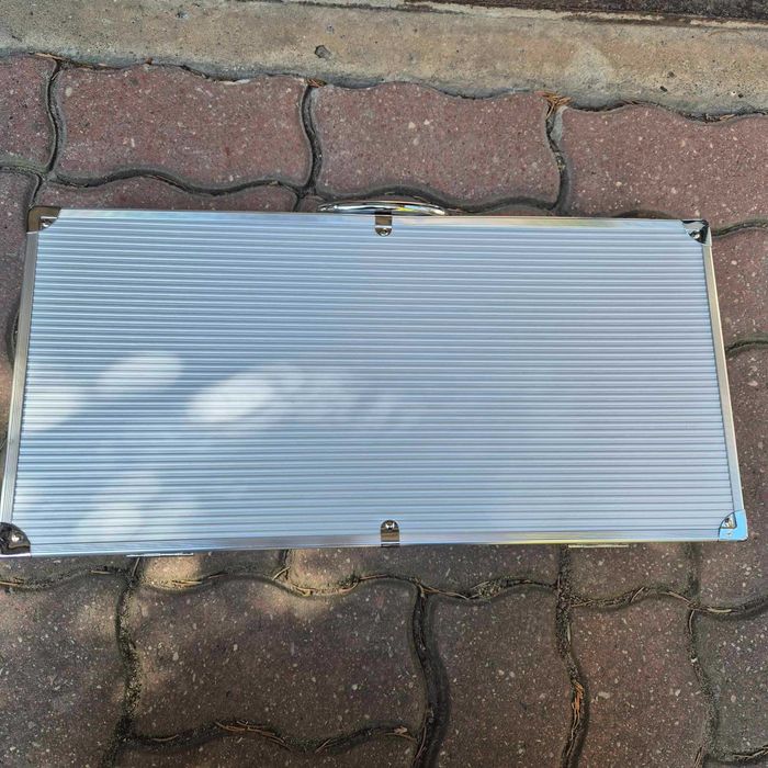 Zestaw do grilla w walizce / prezentowy / BBQ komplet.