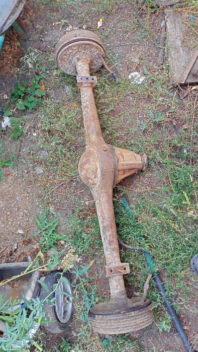 Задній мост з редуктором, кардан москвич