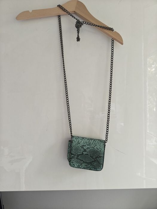 Mini torebka Bershka łańcuszek