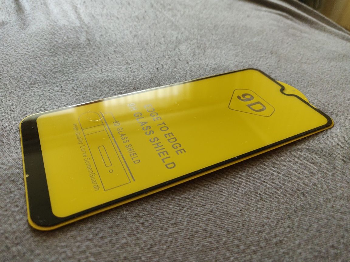 Захисне скло 9D для Xiaomi Redmi 7 нове