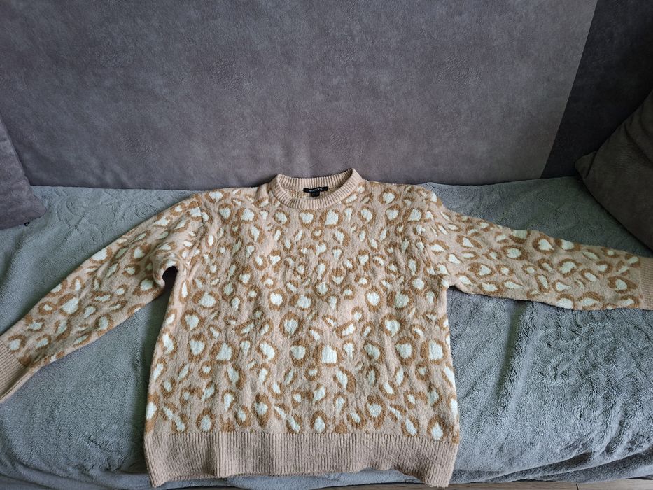 Swetr pstrokaty wielokolorowy