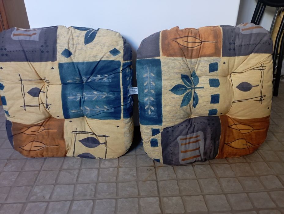 Conjunto de 4 Almofadas para cadeiras de jardim ou interiores