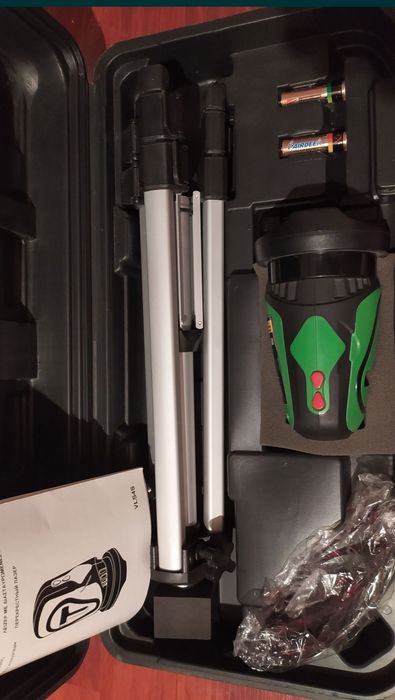 Нівелір лазерний рівень