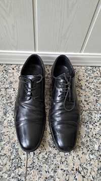Eleganckie buty skórzane wyjściowe r.42 Kazar czarne