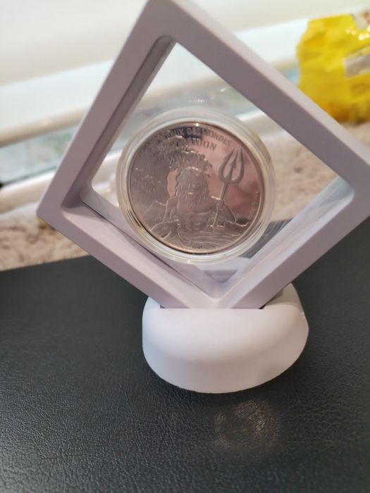 Серебряная монета