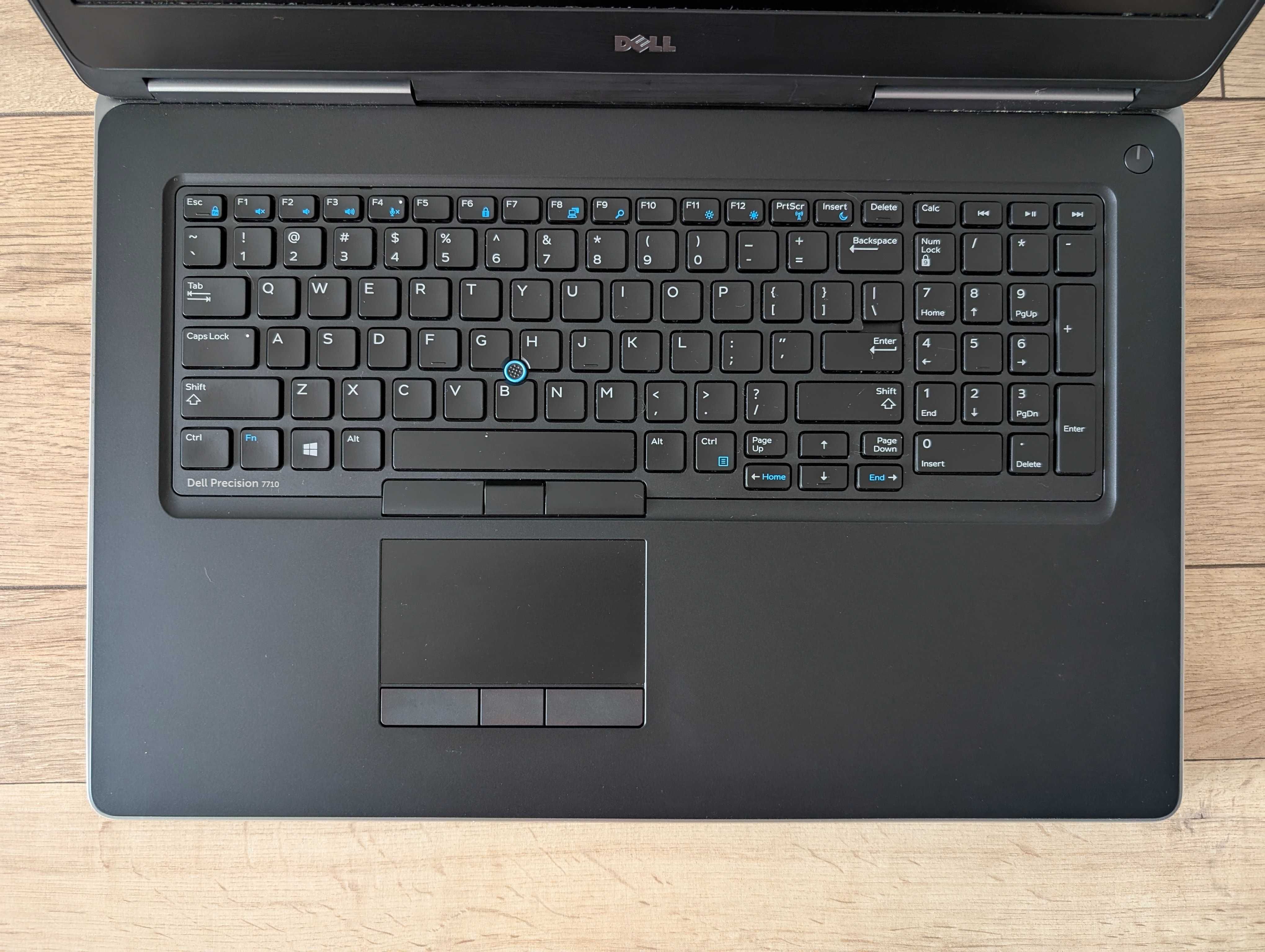 Laptop Dell Precision 7710 i5-6300HQ 48GB/2TB SSd+320GB HDD Modem WWAN