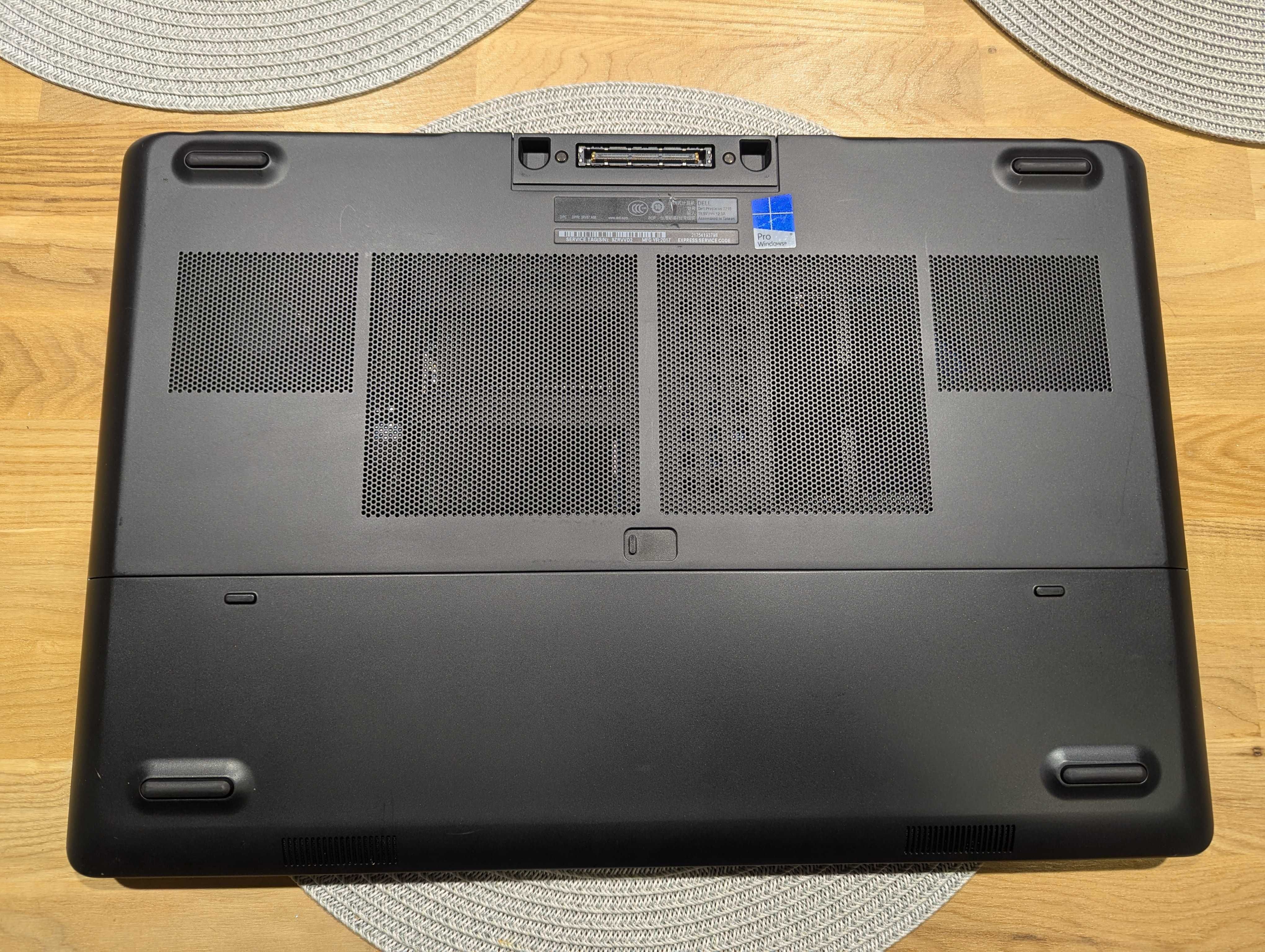 Dell Precision 7720 IPS 4K/i7-7820hq/wx 7100 8gb/16gb ddr4/256 m2/win