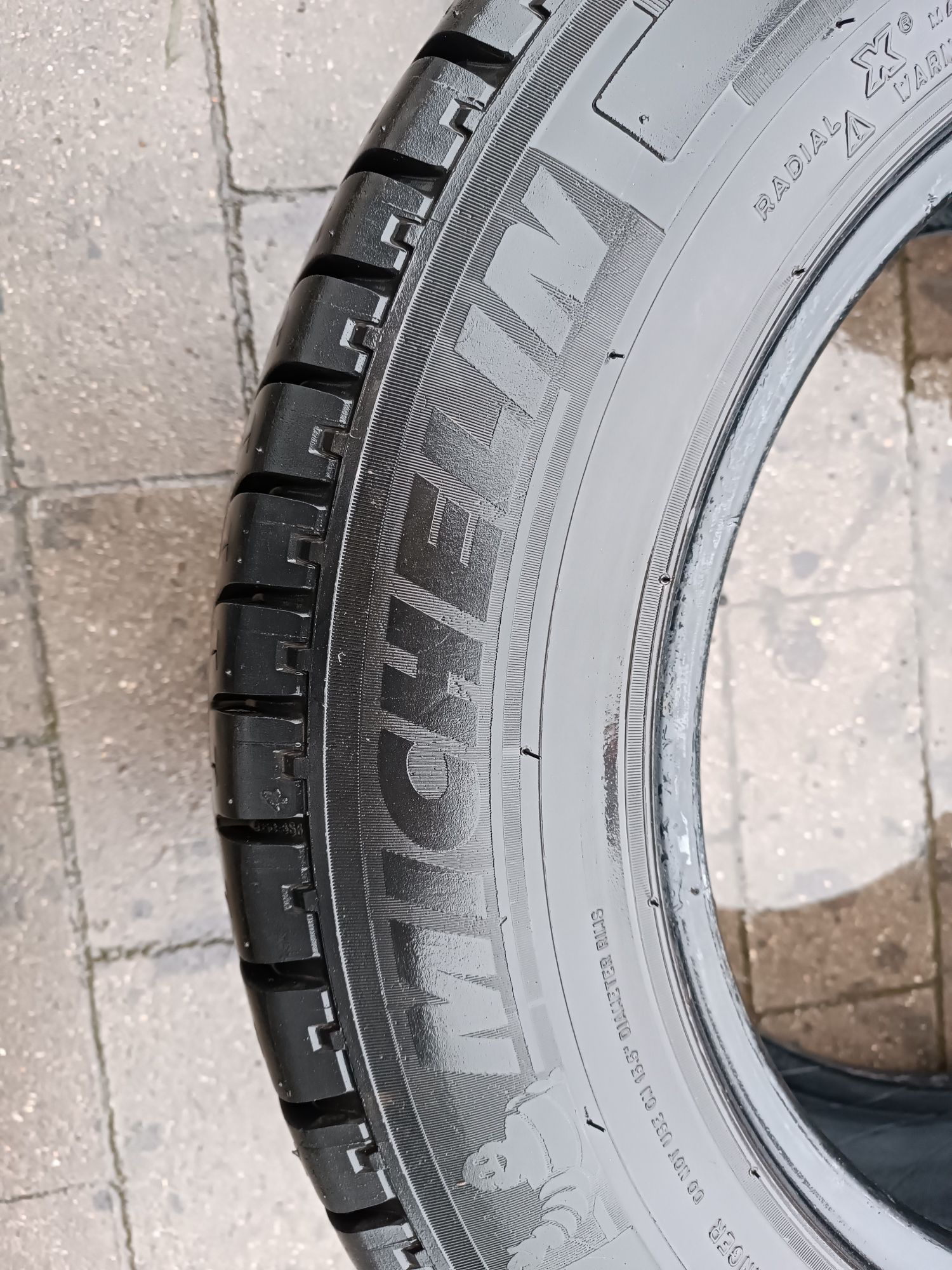 195/70R15C Michelin Agilis